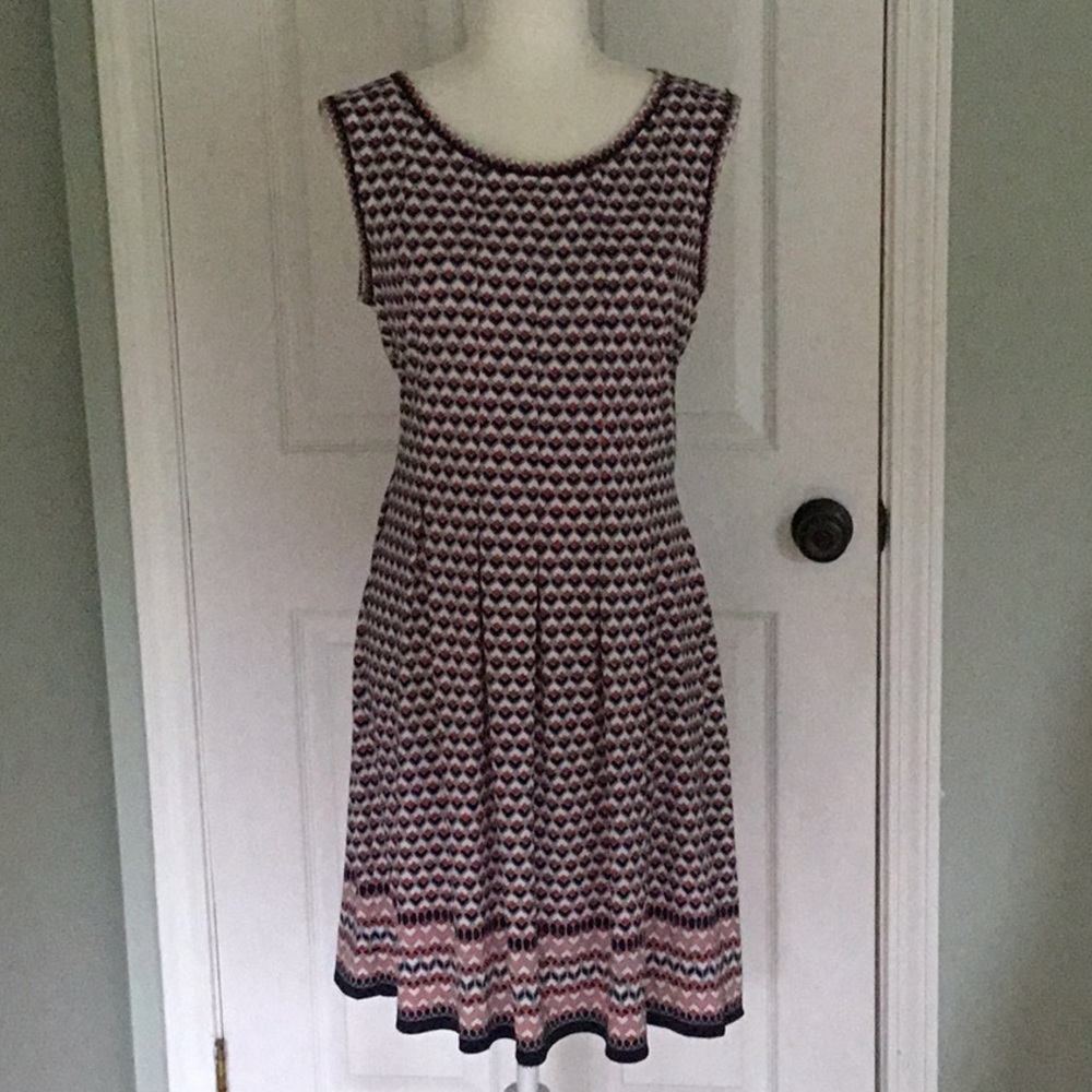 Max Studio cottagestyle sleeveless dress with flowy skirt Size Large